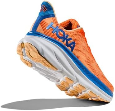 HOKA CLIFTON 9. EXTRA CUSHIONING