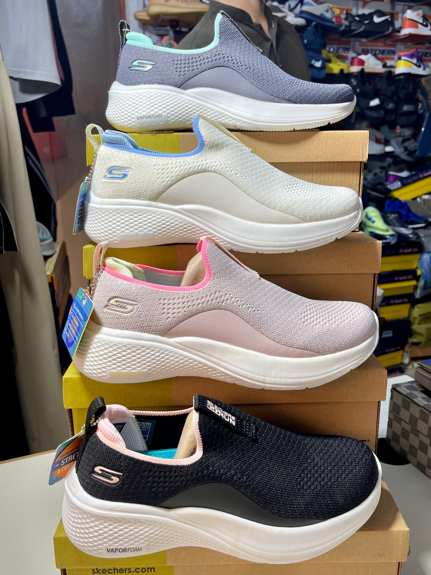 Skechers vapour max