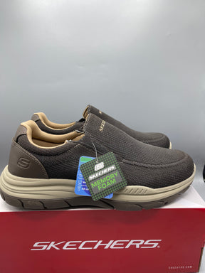 Skechers✅ triple layer medicated  foam extra comfortable.