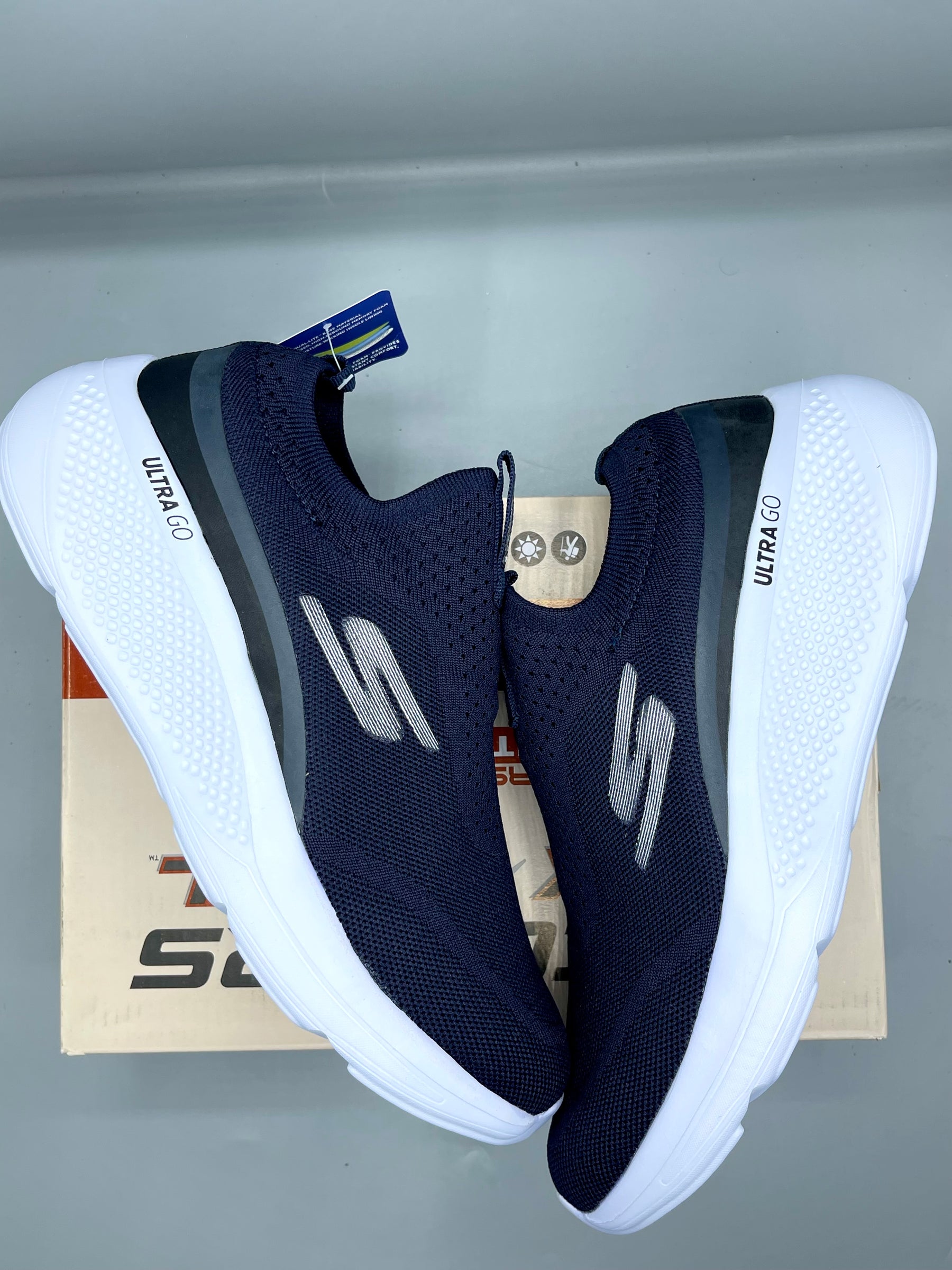 Skechers ultra go