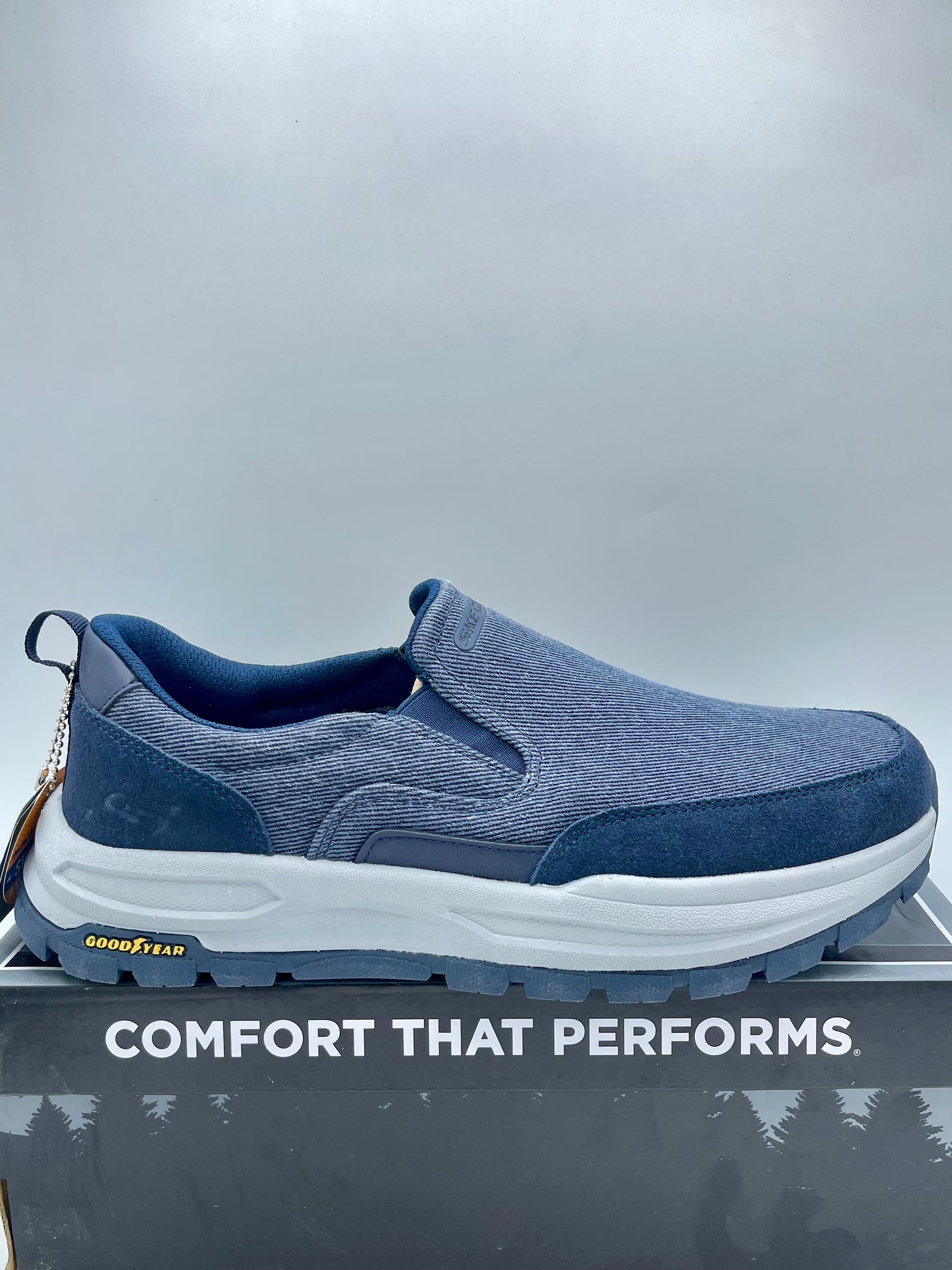 Skechers Los angles USA stock new arrival super discount offers