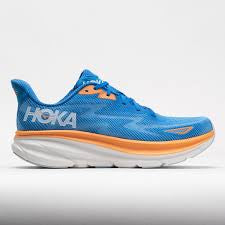 HOKA CLIFTON 9. EXTRA CUSHIONING